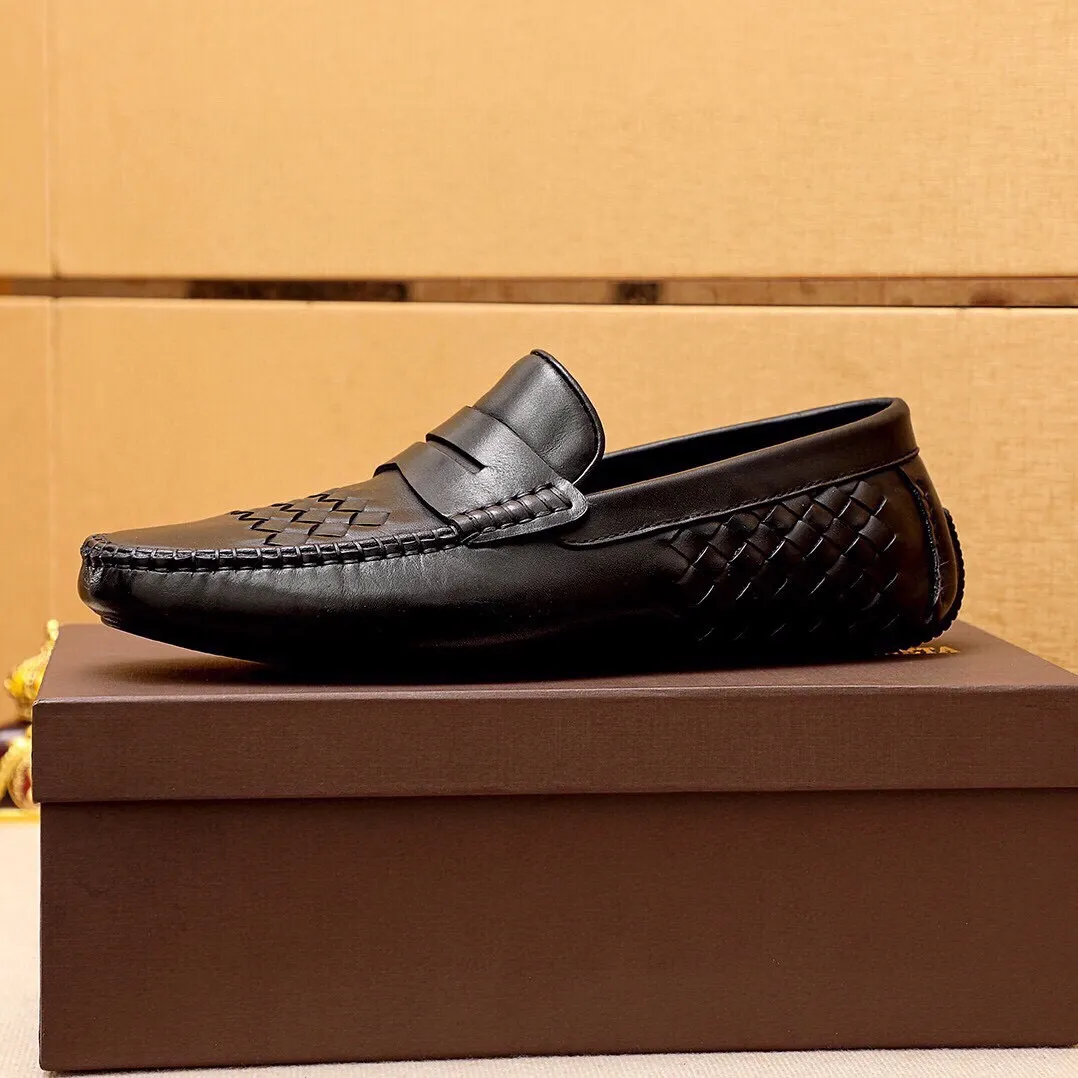 Men's shoes 💰: 500 💰💐 BV men's slip-on shoes® [BOTTEGA VENETA] official website counter new model, one-to-one mold opening ⚠Italian calfskin ➕embossed ➕cow 🐂 leather lining. Driving slip-ons, available at counters, sizes 38～44 (45🉑️customized)